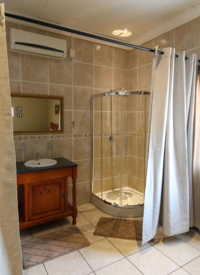 Waterval Self-Catering Holiday Home ซาบี ภายนอก รูปภาพ