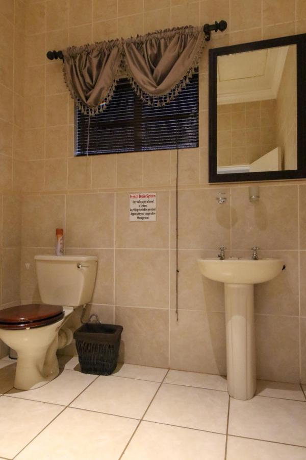 Waterval Self-Catering Holiday Home ซาบี ภายนอก รูปภาพ